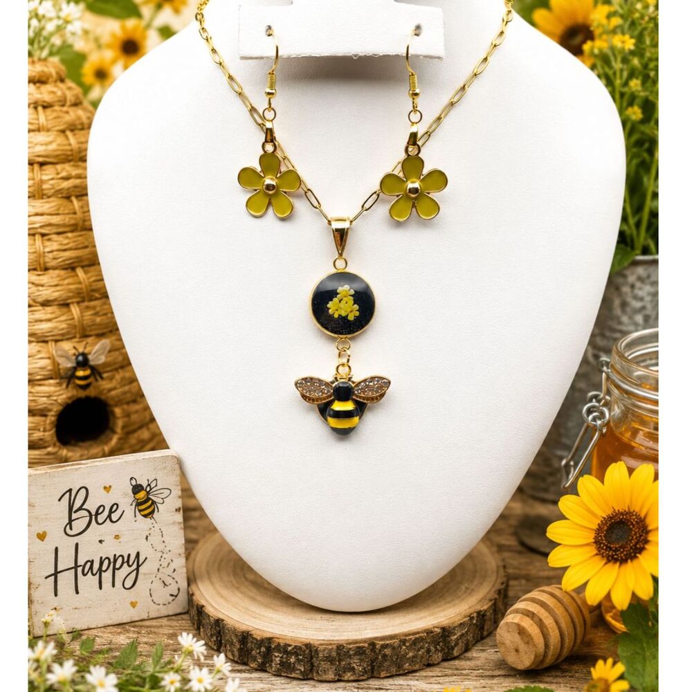 Bee & Floral Gold Tone Necklace and Earring Jewelry Set